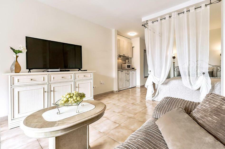Studio In Los Cristianos Ocean View Арона Екстериор снимка